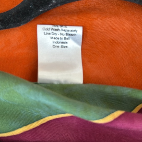 Vintage hand batik, long draped jacket and pants set - Picture 9 of 12